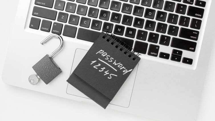 flat-lay-laptop-with-lock-key