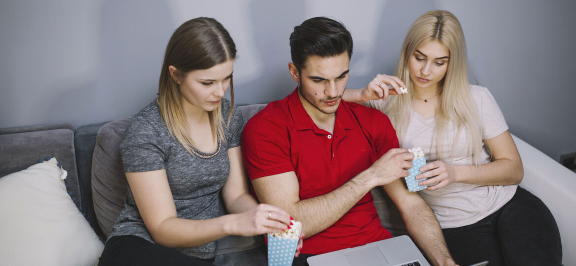 friends-enjoying-movie-popcorn