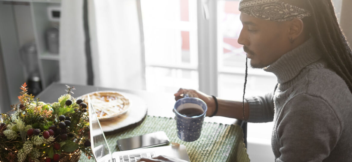 medium-shot-man-working